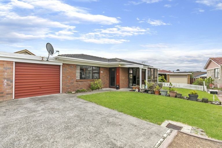 Photo of property in 2/108a Pakuranga Road, Pakuranga, Auckland, 2010