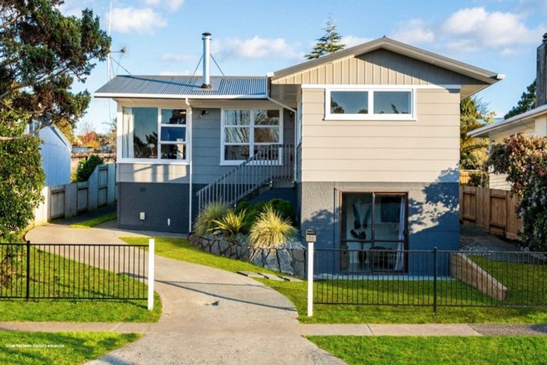 Photo of property in 21 Manapouri Street, Tikipunga, Whangarei, 0112