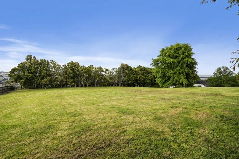 Photo of property in 11 Gracechurch Drive, Flat Bush, Auckland, 2016