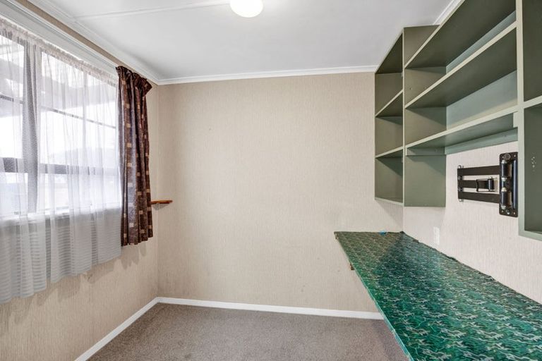 Photo of property in 96 Fairfield Road, Hawera, 4610