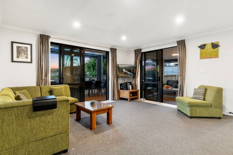 Photo of property in 5 Rexford Heights, Pyes Pa, Tauranga, 3112