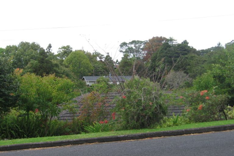 Photo of property in 56 West Lynn Road, Titirangi, Auckland, 0604