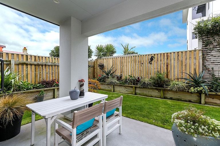 Photo of property in 39 Buller Street, New Plymouth, 4310