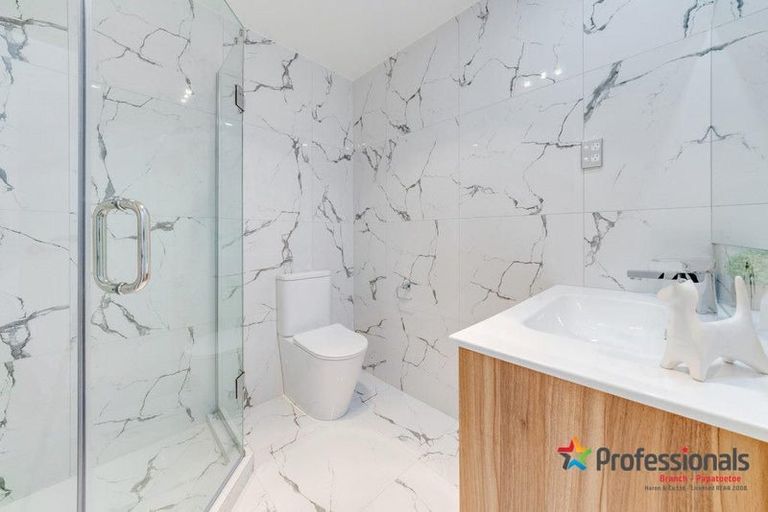 Photo of property in 39 Sunnyside Crescent, Papatoetoe, Auckland, 2025