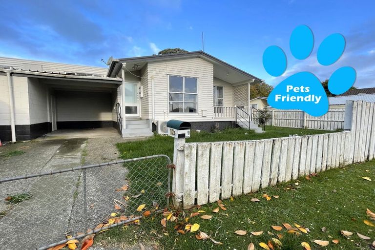 Photo of property in 1/12 Citril Place, Red Hill, Papakura, 2110