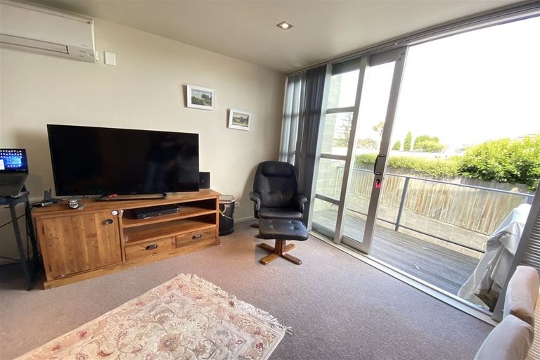 Photo of property in 83d Brockworth Place, Riccarton, Christchurch, 8011