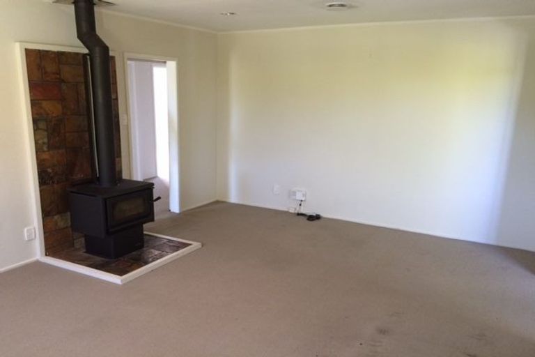 Photo of property in 12 Damian Way, Weymouth, Auckland, 2103