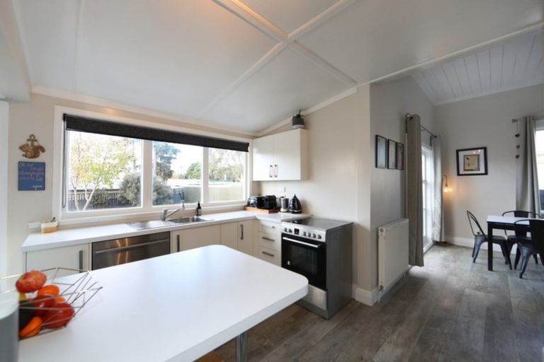 Photo of property in 1/904 Albert Street, Parkvale, Hastings, 4122