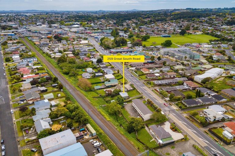 Photo of property in 259 Great South Road, Manurewa, Auckland, 2102