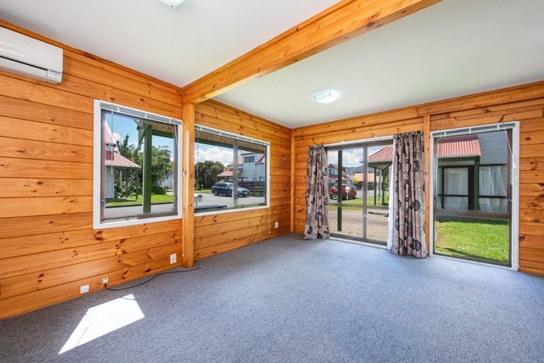 Photo of property in Princeton Gardens, 17/58 Cuba Street, Petone, Lower Hutt, 5012
