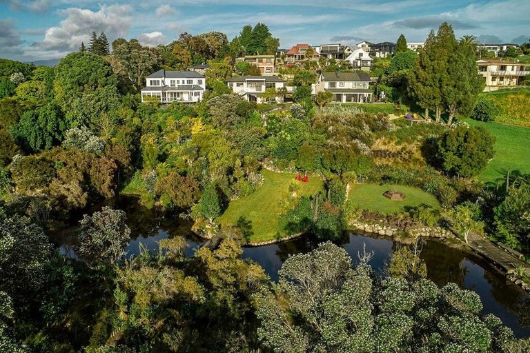 Photo of property in 17 Tinopai Drive, Omokoroa, 3114