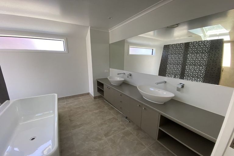 Photo of property in 42 Sanctuary Drive, Stoke, Nelson, 7011