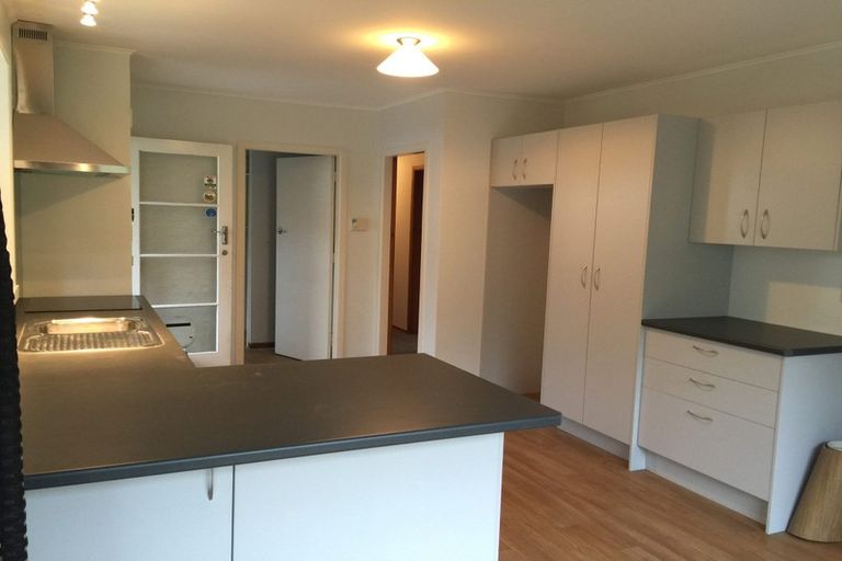 Photo of property in 30 Kowhai Street, Hamilton Lake, Hamilton, 3204