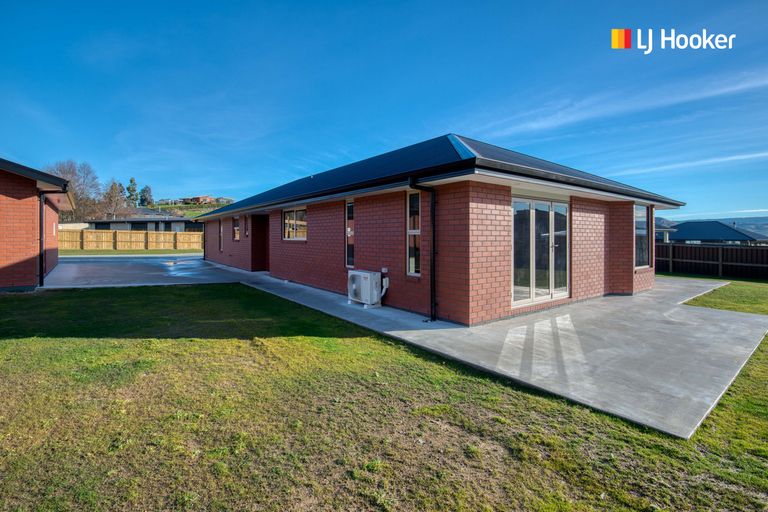 Photo of property in 23 Mallard Drive, Waihola, Outram, 9073