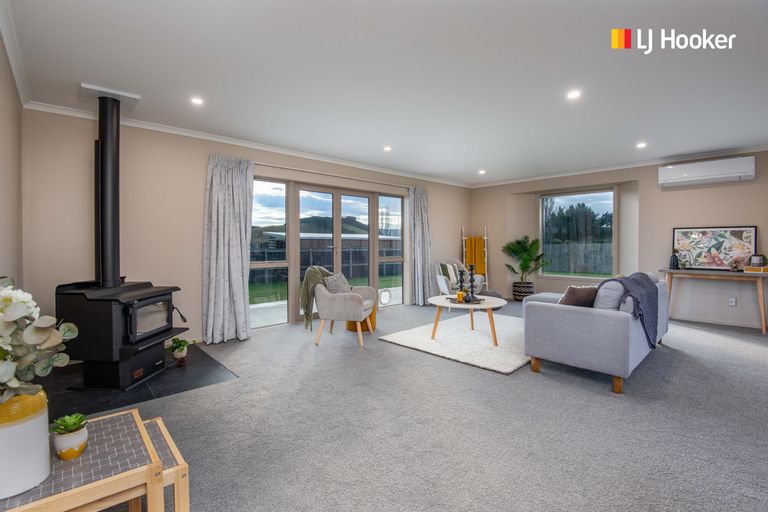 Photo of property in 23 Mallard Drive, Waihola, Outram, 9073