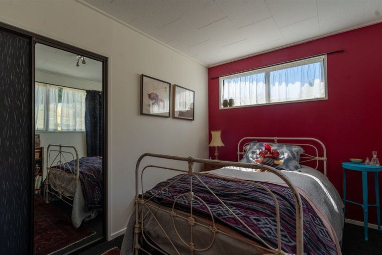 Photo of property in 22 Chatham Street, Waihola, Milton, 9073