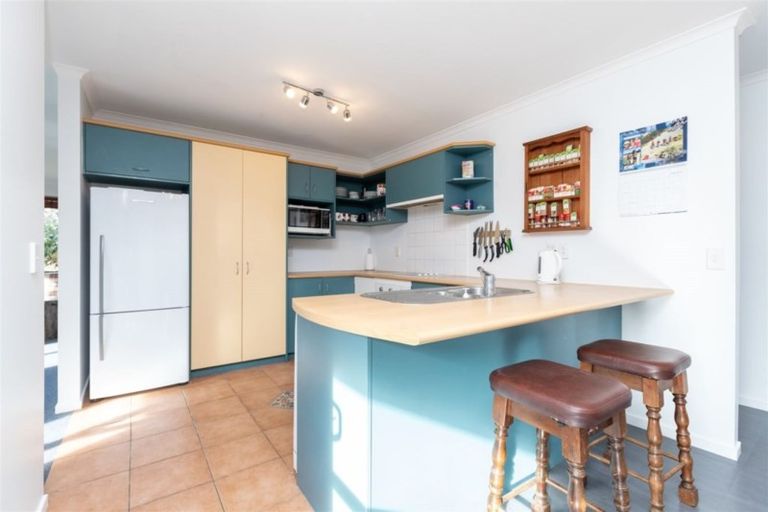 Photo of property in 4 Highbury Place, Nawton, Hamilton, 3200