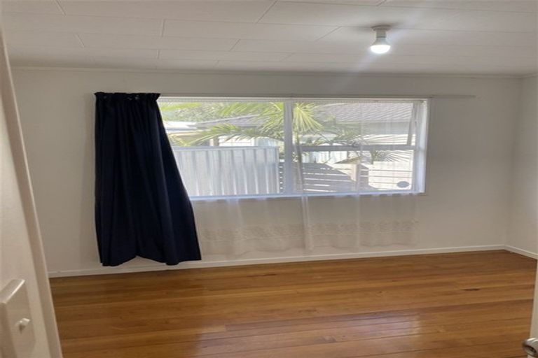 Photo of property in 36 Reelick Avenue, Pakuranga Heights, Auckland, 2010