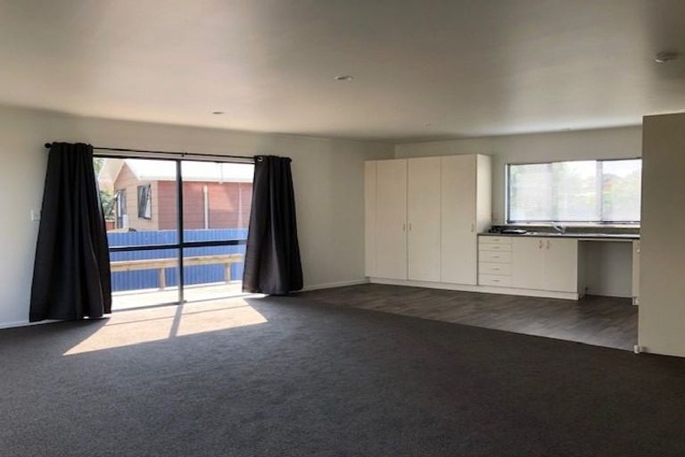 Photo of property in 3/100 Brightside Road, Stanmore Bay, Whangaparaoa, 0932