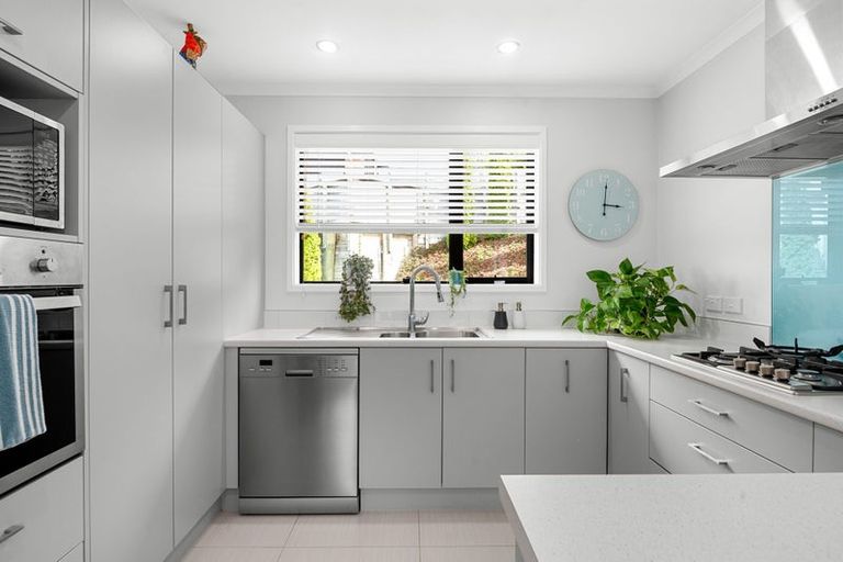 Photo of property in 49 Shrule Place, Huntington, Hamilton, 3210