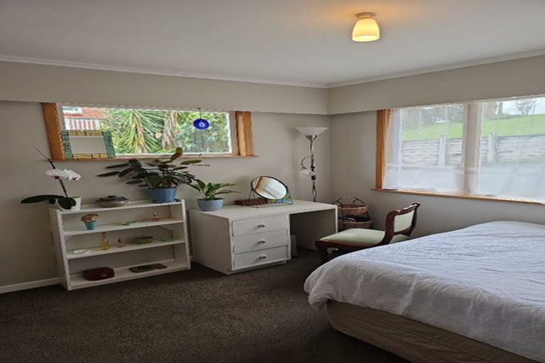 Photo of property in 168 Glengarry Road, Glen Eden, Auckland, 0602