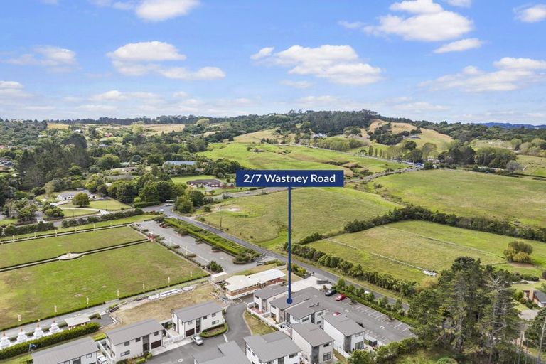 Photo of property in 2/7 Wastney Road, Alfriston, Auckland, 2105