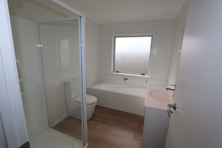 Photo of property in 15 Kennedy Lane, Hamilton East, Hamilton, 3216