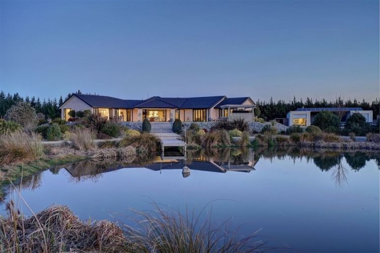 Photo of property in 1909 South Eyre Road, Eyrewell, Rangiora, 7476