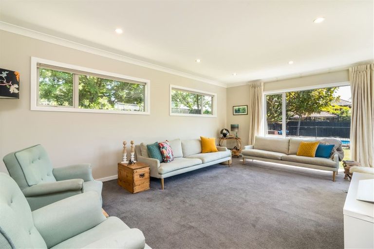 Photo of property in 36 Bryndwr Road, Fendalton, Christchurch, 8052