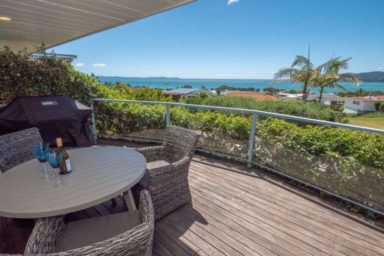 Photo of property in 4 Torsby Road, Coopers Beach, 0420