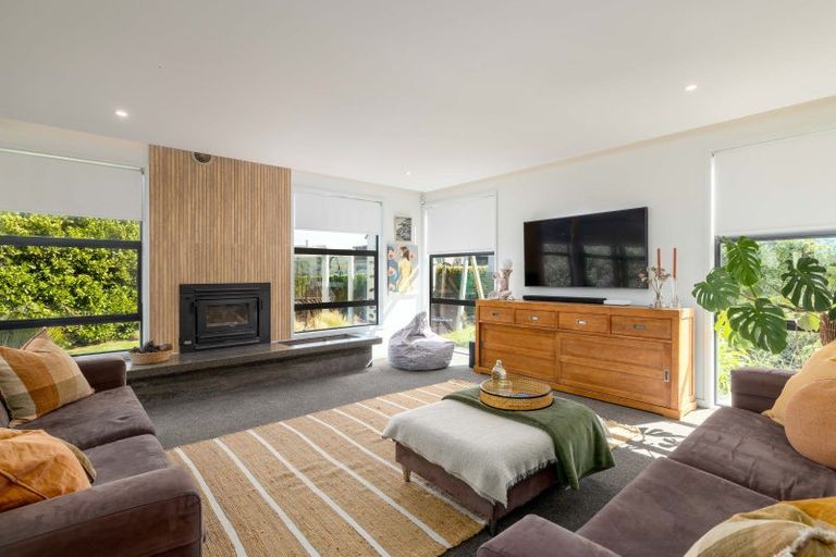 Photo of property in 4 Muriwai Drive, Diamond Harbour, Lyttelton, 8971