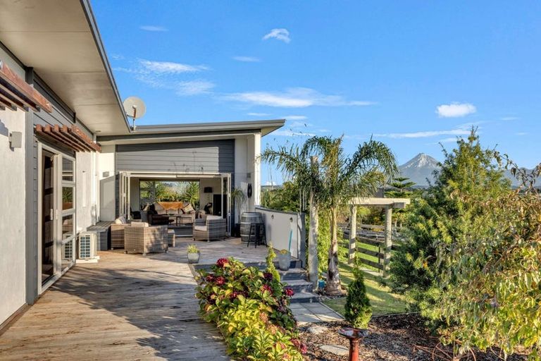 Photo of property in 351 Henwood Road, Hillsborough, New Plymouth, 4372