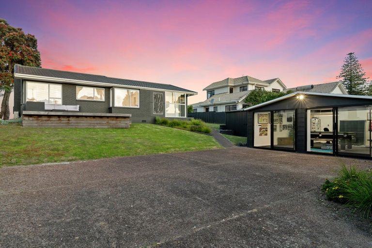 Photo of property in 305 Hibiscus Coast Highway, Orewa, 0931
