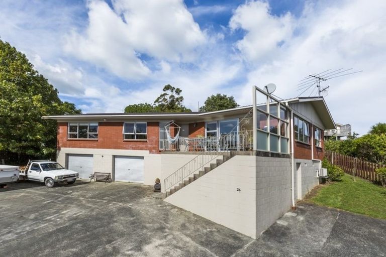 Photo of property in 24 Walton Road, Paraparaumu Beach, Paraparaumu, 5032