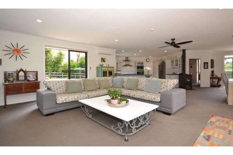 Photo of property in 53a Shepherd Road, Kerikeri, 0230