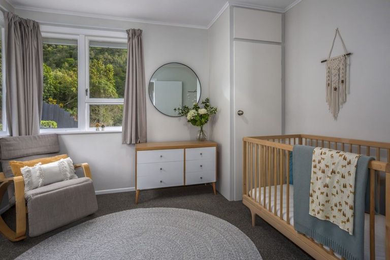 Photo of property in 74 Rangituhi Crescent, Takapuwahia, Porirua, 5022