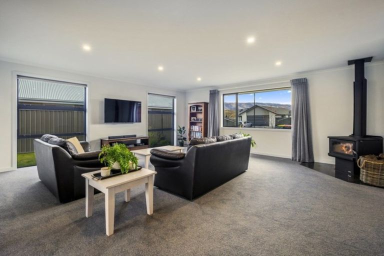 Photo of property in 4 Caledonian Place, Cromwell, 9310