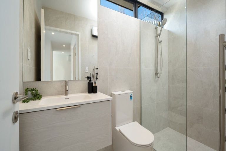 Photo of property in 12a Russell Street, Picton, 7220