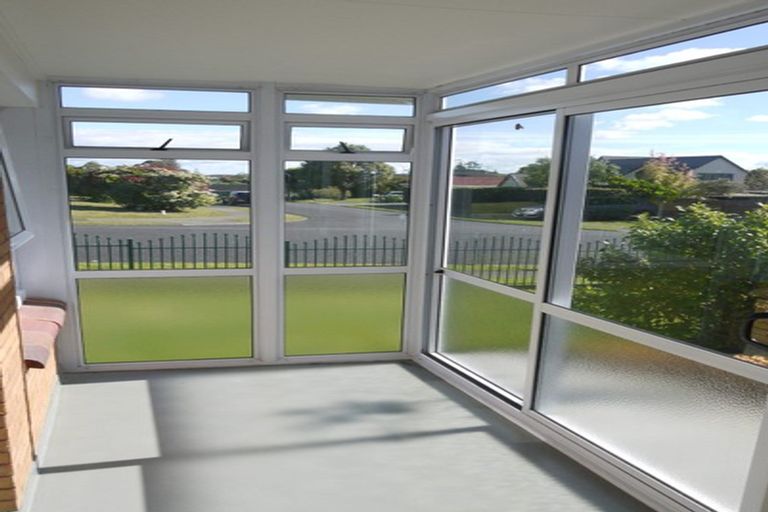 Photo of property in 11 Wells Road, Bucklands Beach, Auckland, 2012
