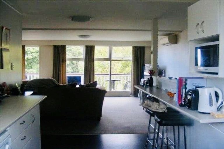 Photo of property in 3/10 Walpole Avenue, Hillpark, Auckland, 2102