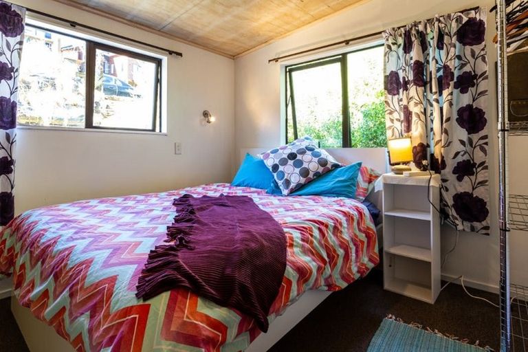 Photo of property in 26 Mackinnon Terrace, Sunshine Bay, Queenstown, 9300