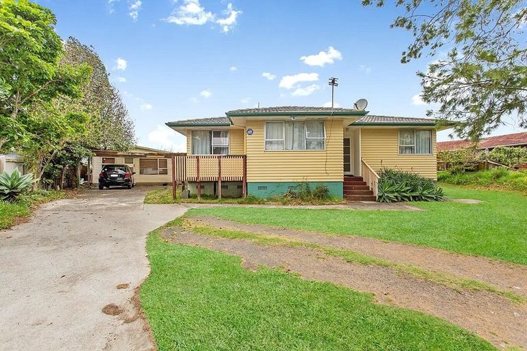 Photo of property in 28 Zelda Avenue, Clover Park, Auckland, 2023