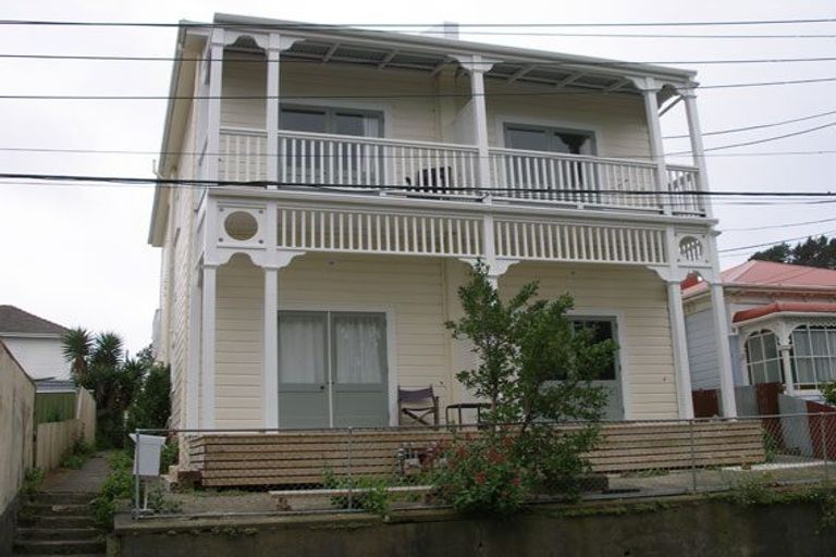 Photo of property in 10-12 Lavaud Street, Berhampore, Wellington, 6023