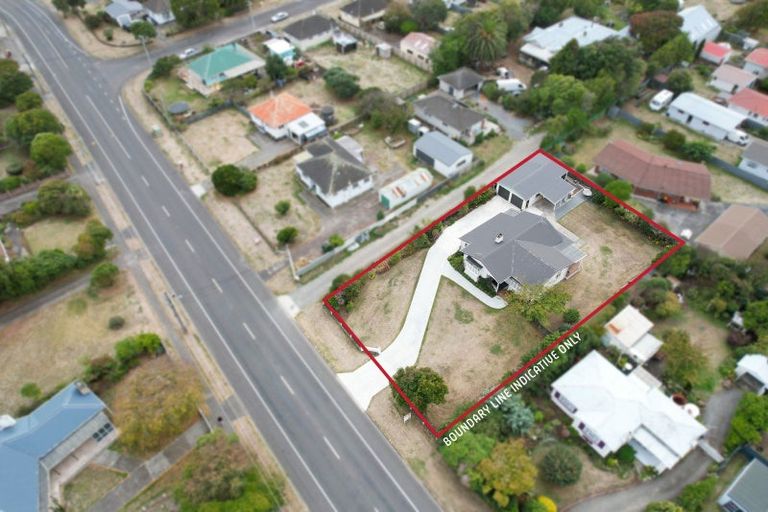 Photo of property in 32 Ladys Mile, Foxton, 4814