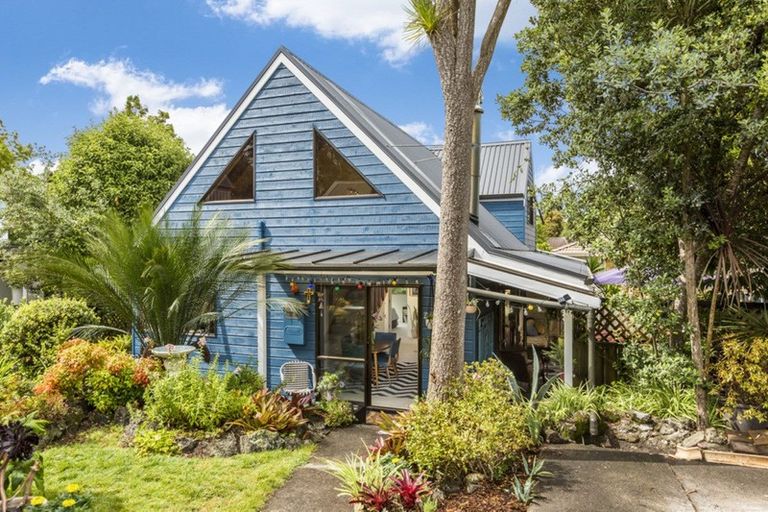 Photo of property in 1/31 Akehurst Avenue, New Lynn, Auckland, 0600