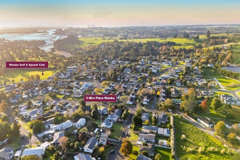 Photo of property in 5 Miro Place, Waiuku, 2123