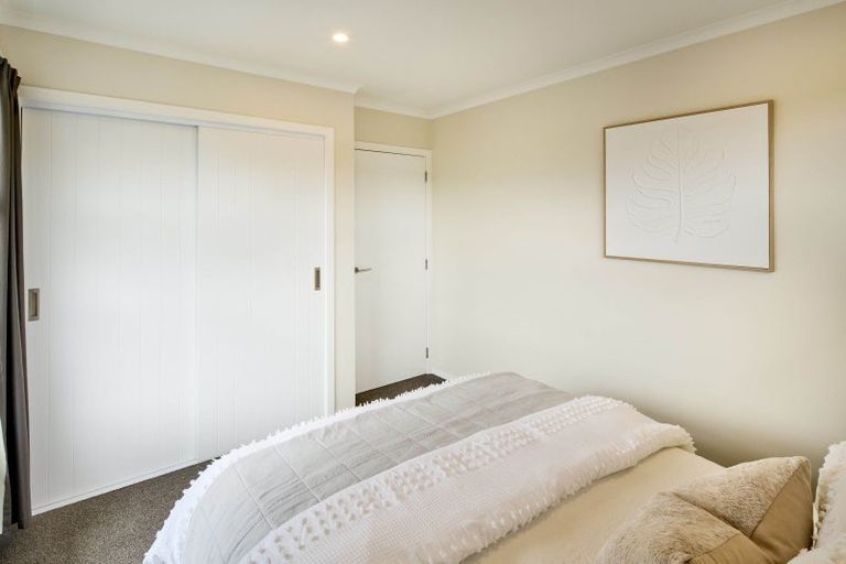 Photo of property in 18b Royal Street, Upper Hutt Central, Upper Hutt, 5018