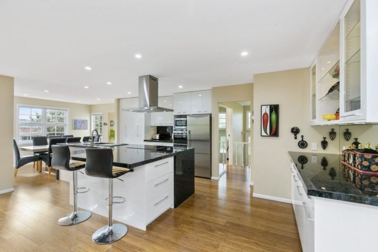 Photo of property in 2 Orissa Crescent, Broadmeadows, Wellington, 6035