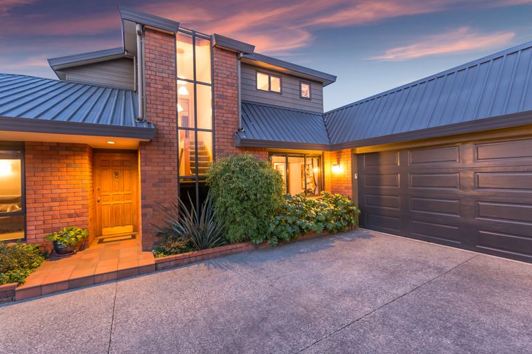 Photo of property in 19 Tivoli Place, Bishopdale, Christchurch, 8053