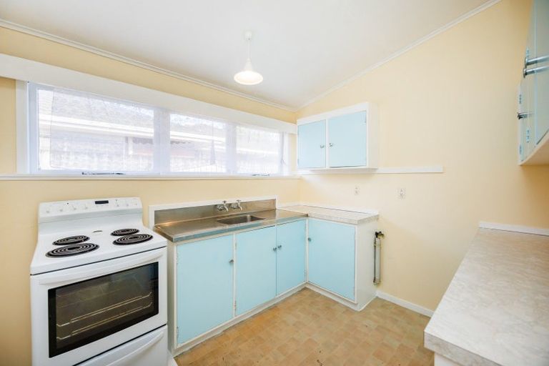 Photo of property in 15b Churchill Avenue, Hokowhitu, Palmerston North, 4410